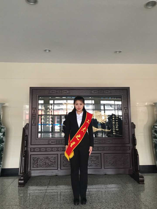 王源_副本.jpg 王源_副本.jpg