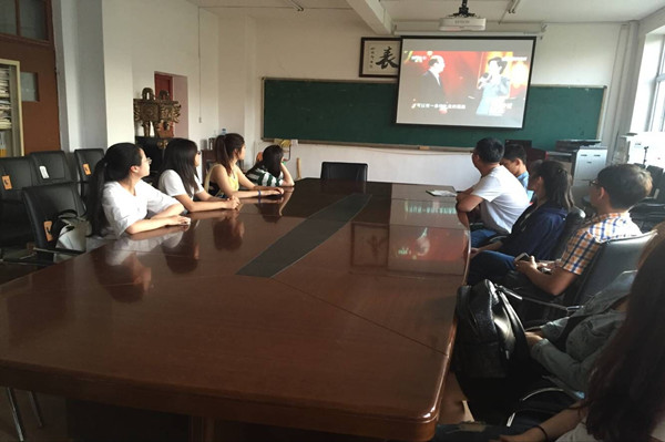 开会3_副本.jpg 开会3_副本.jpg